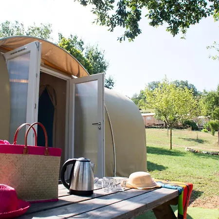 Campasun Camping De L'Aigle Aiguines Exterior photo